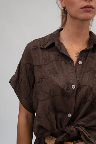 Blusa Ricamo con Bottoni moro|Colore:Moro