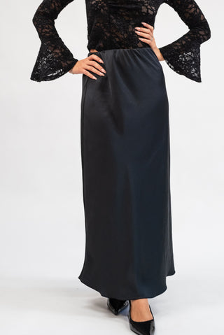 Gonna Lunga Raso nero|Colore:Nero