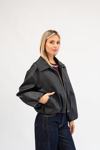 Bomber Ecopelle Martellata nero|Colore:Nero