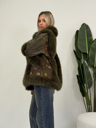 Giacca Boho Ecopelliccia verde militare|Colore:Verde militare