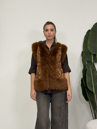 Gilet Ecopelliccia Ricamo camel|Colore:Camel