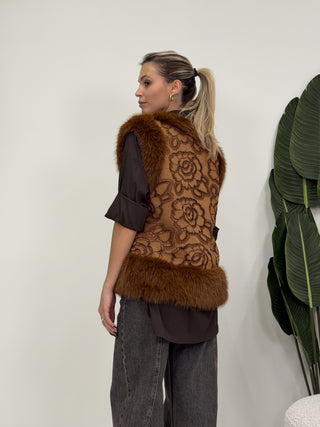 Gilet Ecopelliccia Ricamo camel|Colore:Camel