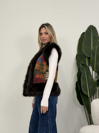 Gilet Corto Pelliccia con Ricamo moro|Colore:Moro