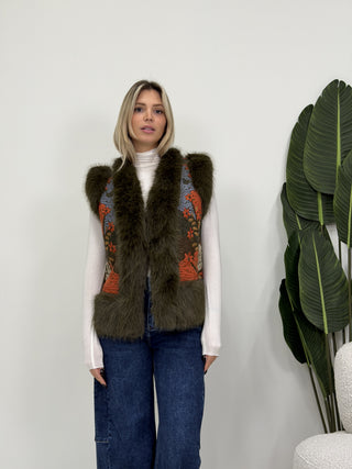 Gilet Corto Pelliccia con Ricamo verde militare|Colore:Verde militare